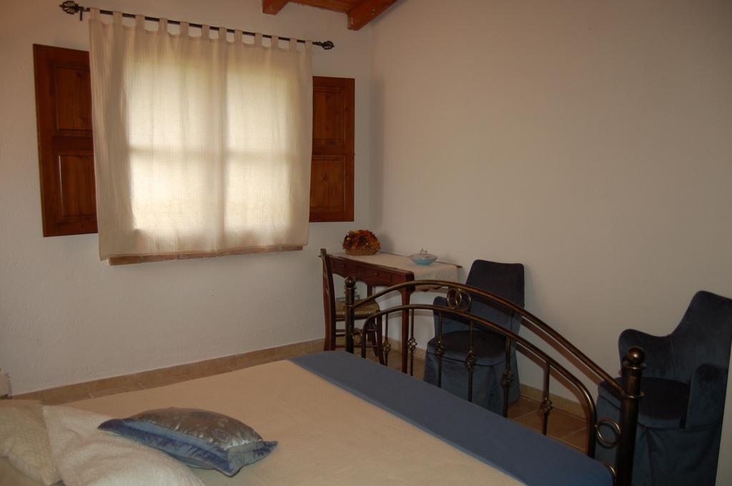 I Carrubi Casa de hóspedes San Priamo Quarto foto